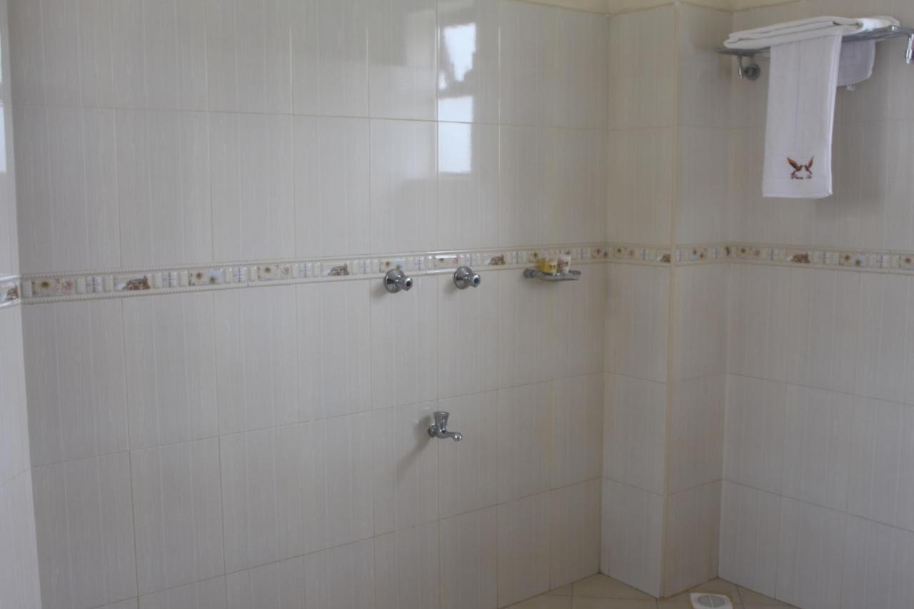 Prinias Hotel Kisumu Extérieur photo