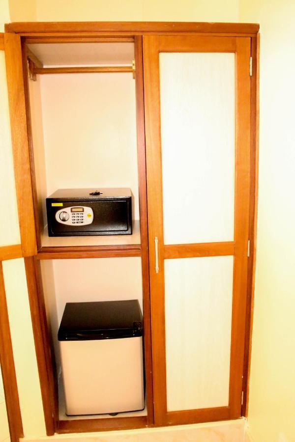 Prinias Hotel Kisumu Extérieur photo
