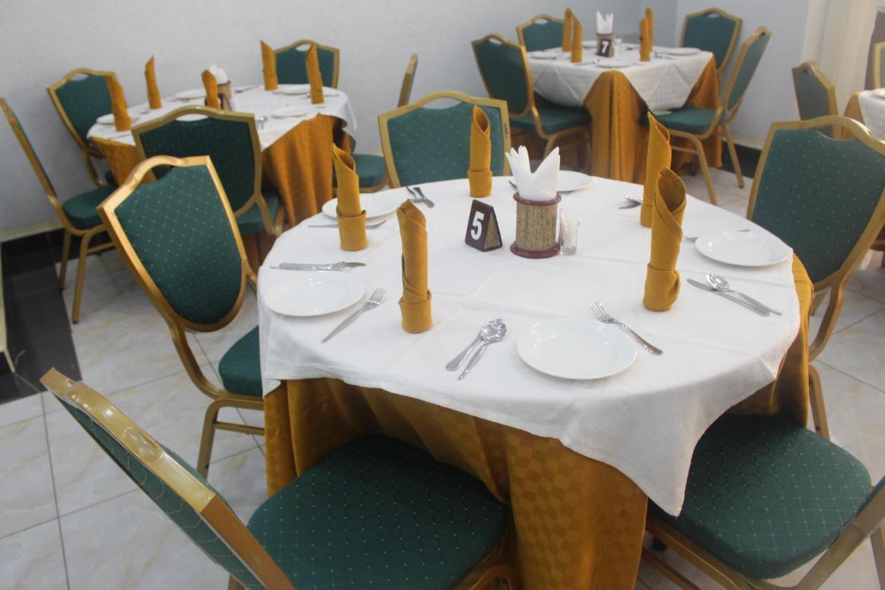 Prinias Hotel Kisumu Extérieur photo