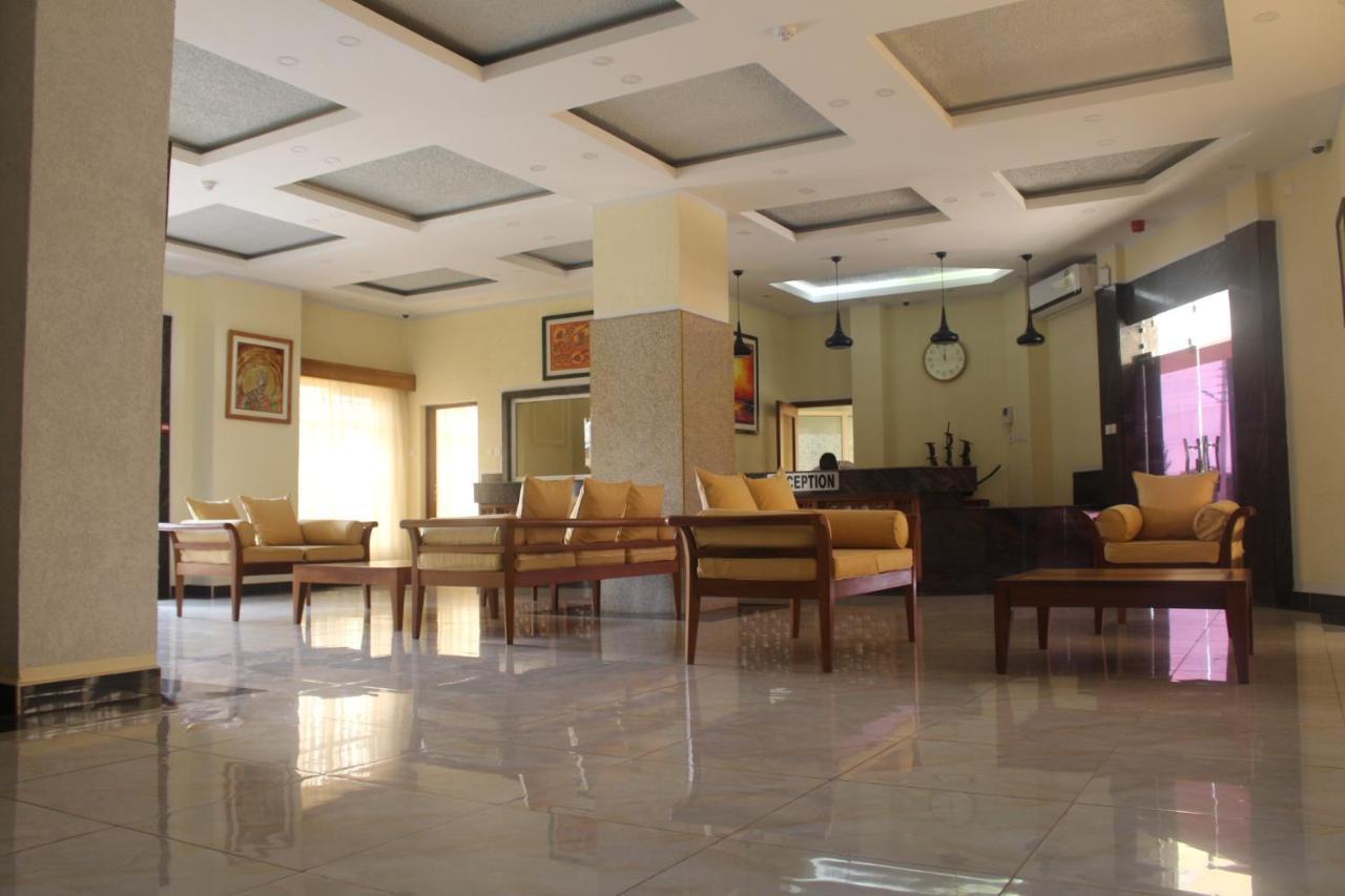 Prinias Hotel Kisumu Extérieur photo