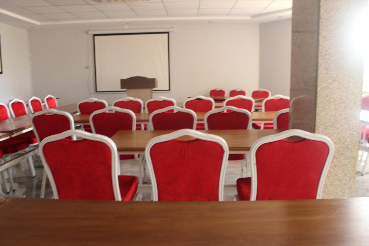 Prinias Hotel Kisumu Extérieur photo