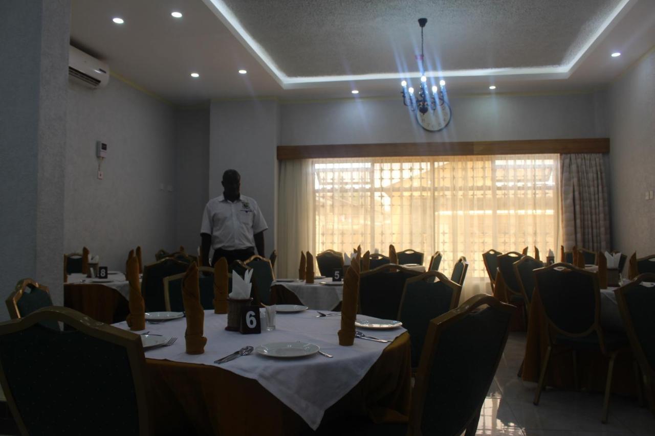 Prinias Hotel Kisumu Extérieur photo