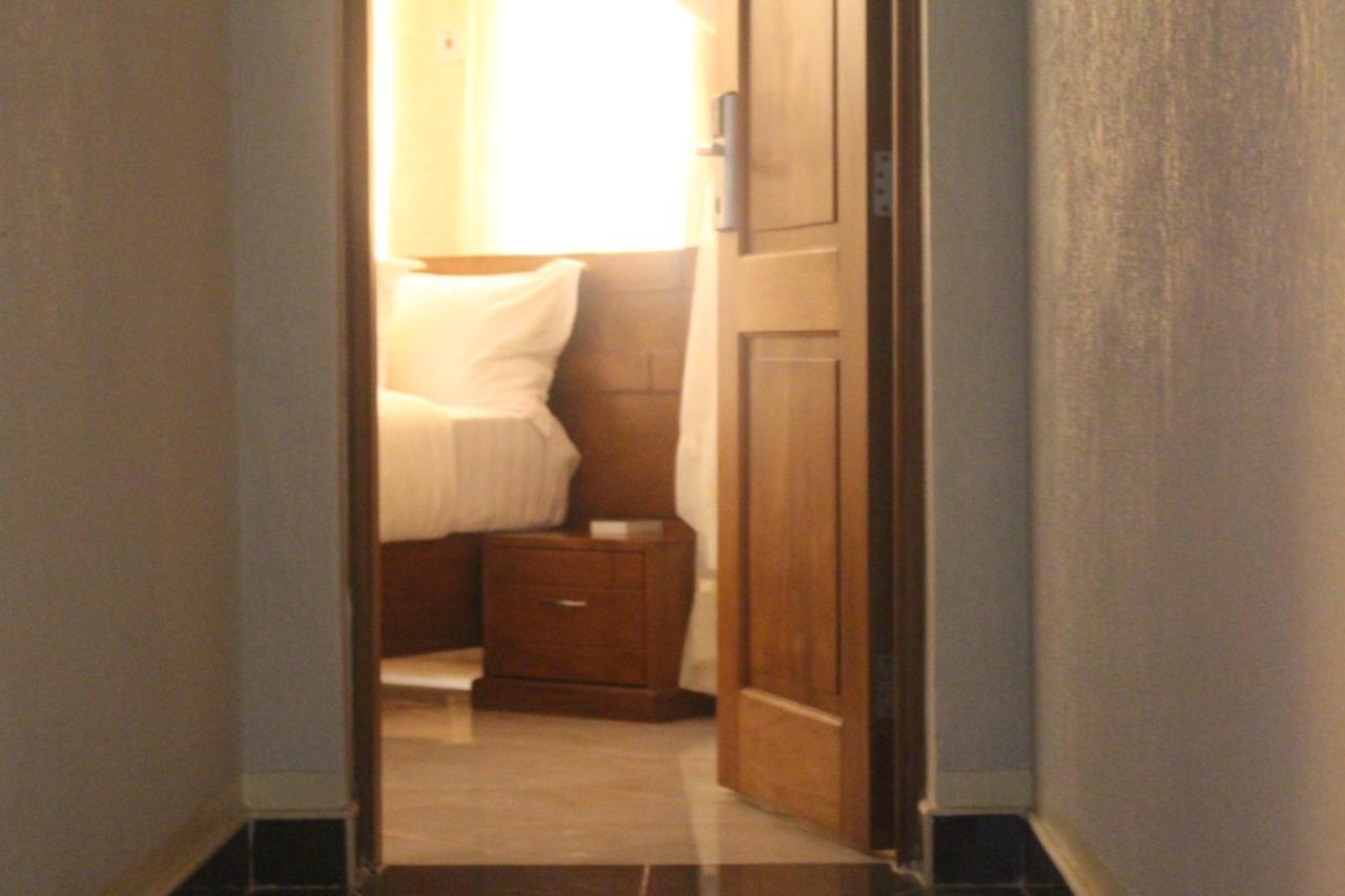 Prinias Hotel Kisumu Extérieur photo