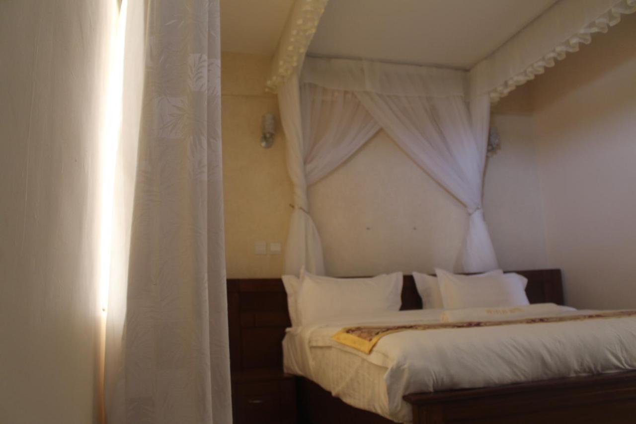 Prinias Hotel Kisumu Extérieur photo