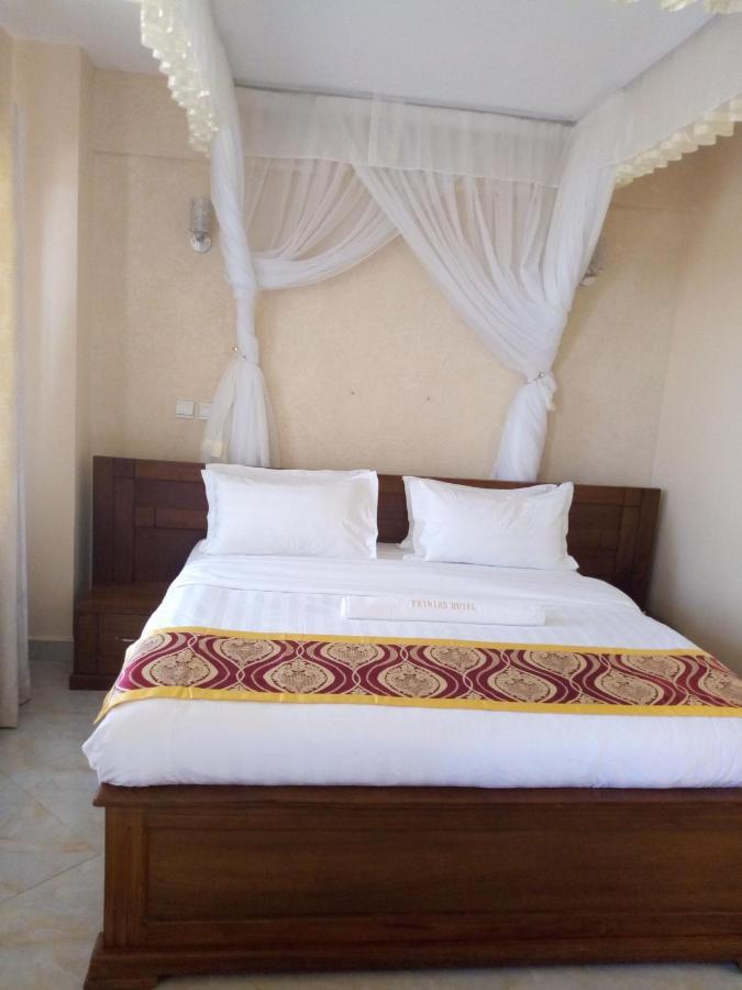 Prinias Hotel Kisumu Extérieur photo